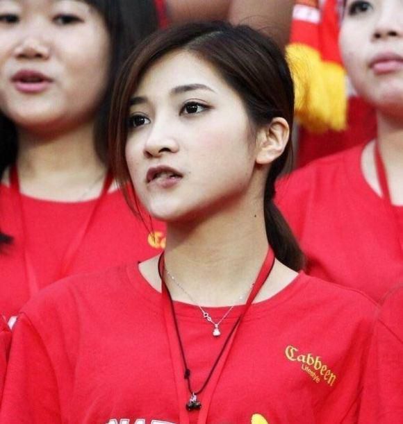妻子的校友是个G
